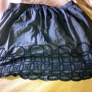 Gap blue eyelet chambray skirt, size 14.